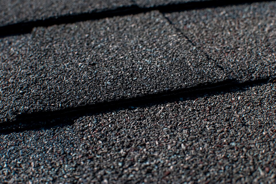 asphalt roofing material